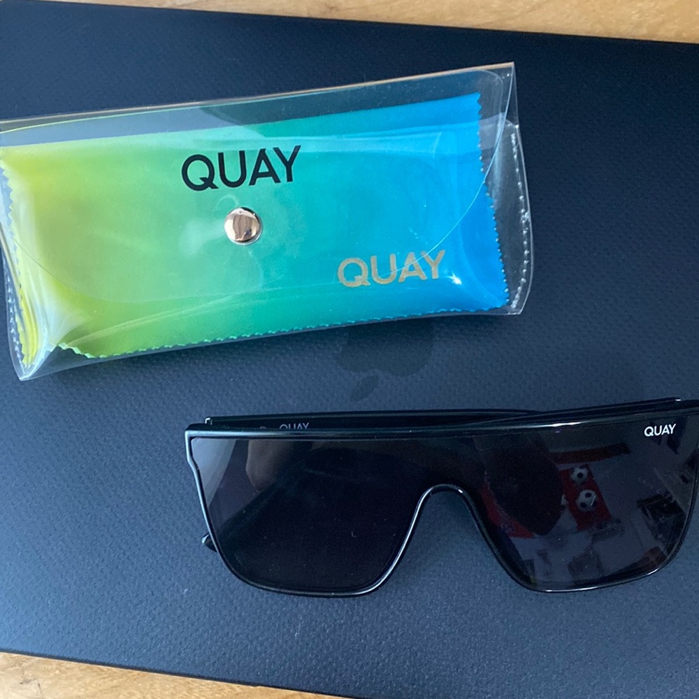 quay nightfall sunglasses